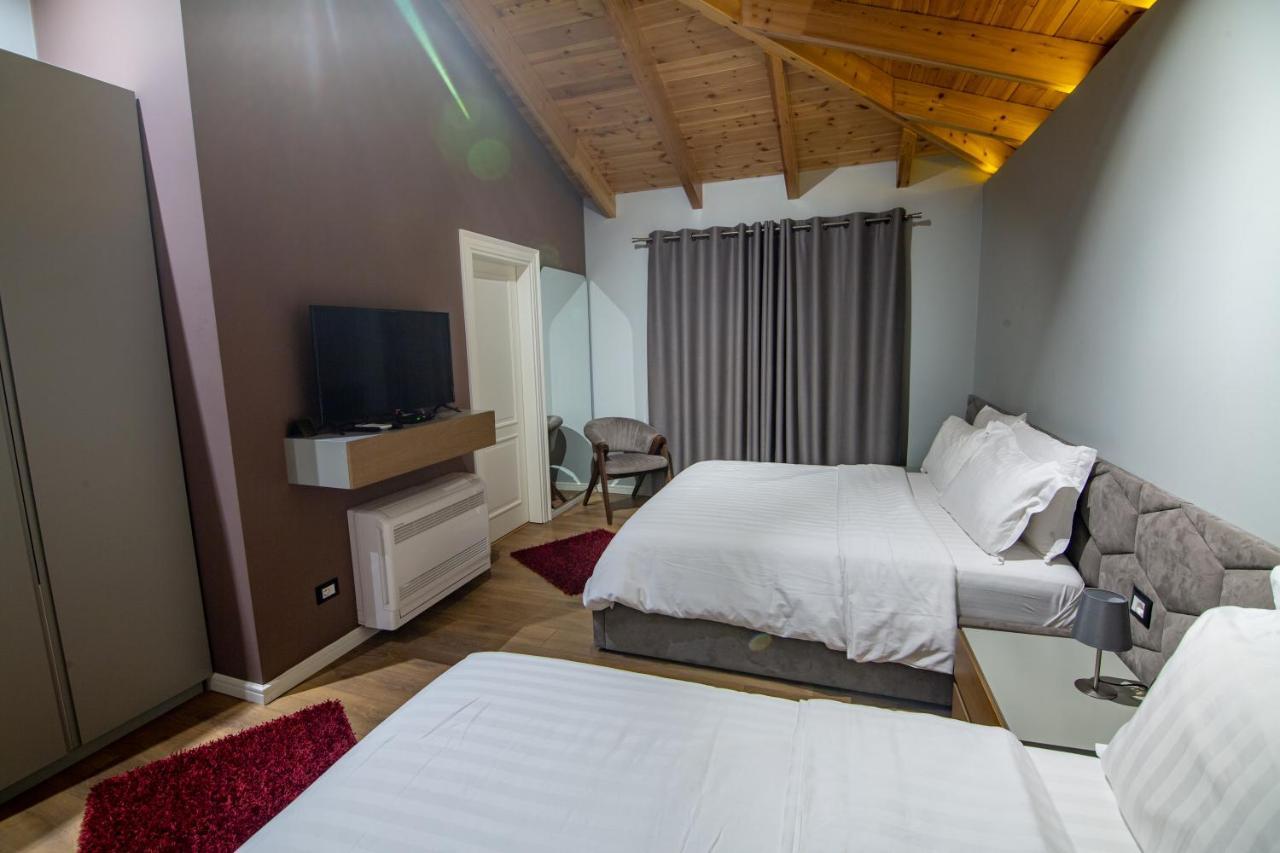 Tree Hotel Korce Luaran gambar